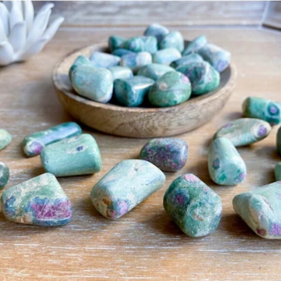 Ruby Fuchsite - Large Triangular Statement Ring - Sz 9.25 - Stamped 925 - Unisex - Picture 11 of 11